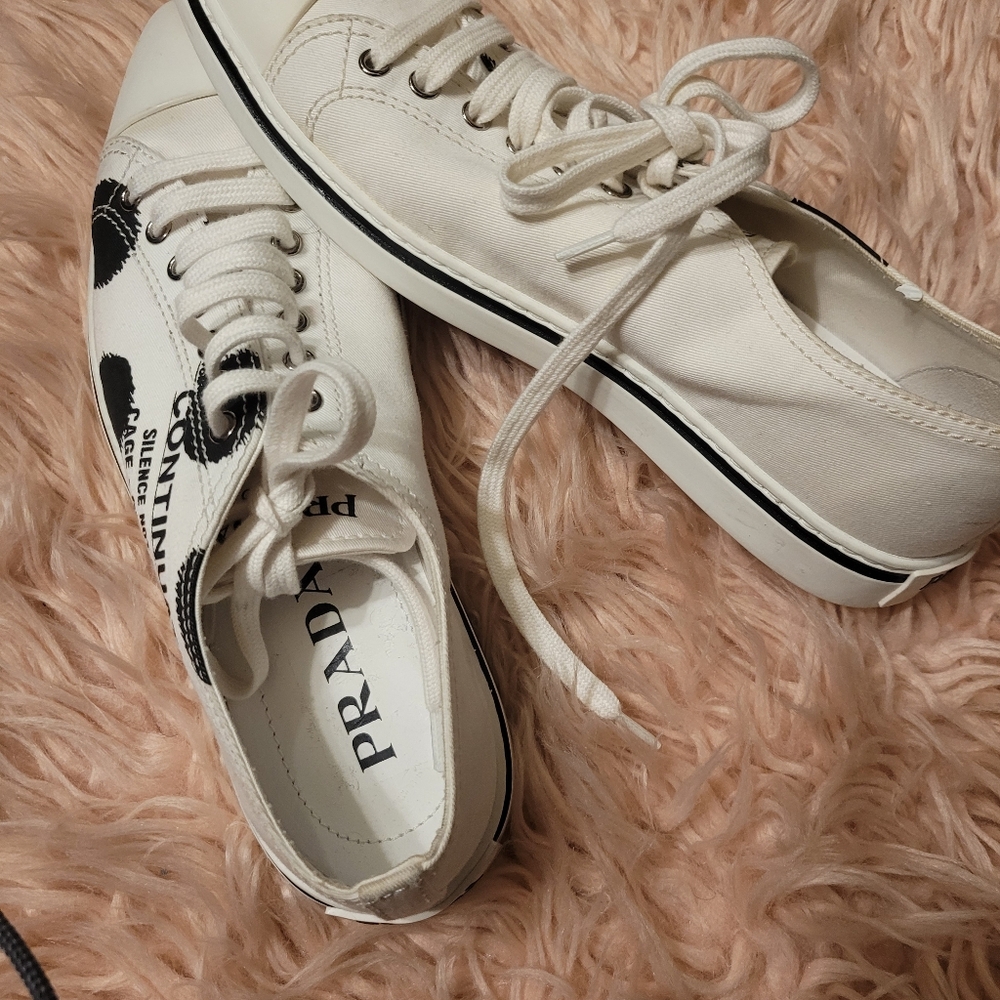 Prada Women's 1E617M White Fabric Synthesis Polka Dot Pointy Sneakr - Picture 5 of 7
